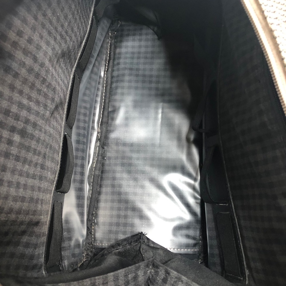 Samsonite Corporation Perfect Carry-On Luggage - Picture 7 of 10